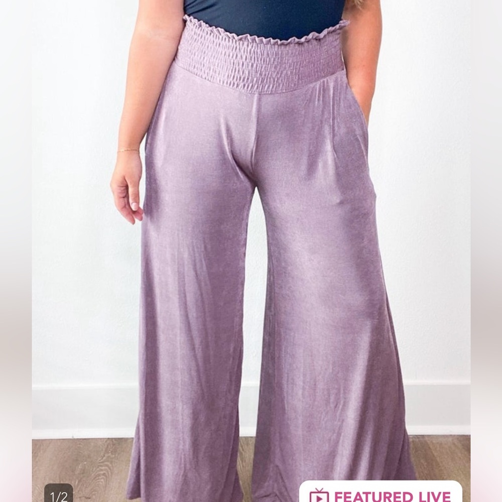 NWOT FANTASTIC FAWN LIGHTWEIGHT FLIWY PANTS
